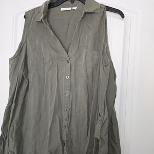 Women's Olive Sleeveless Button-Up Top